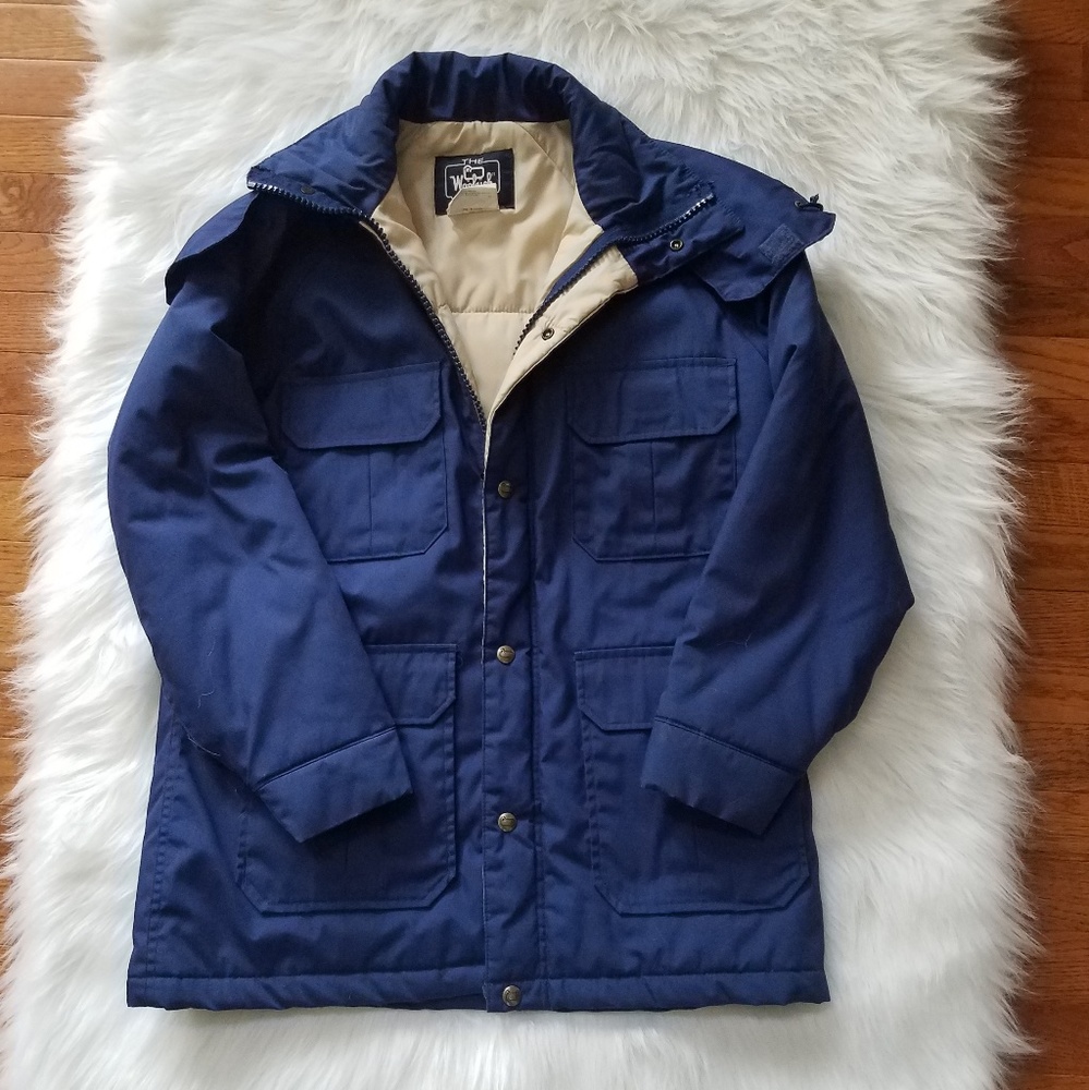 Vintage Woolrich women's work coat in bright navy